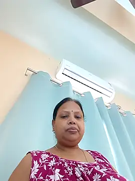 Snapshot of Arohi35 chatting on May 2026 01:57:01 AM Arohi35 online show from May 2026 01:57:01 AM