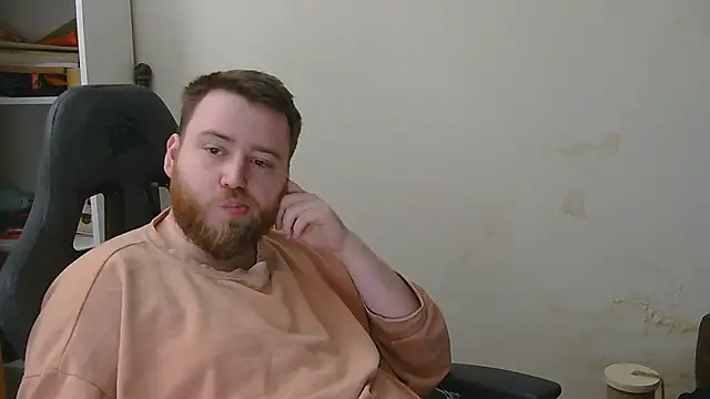 orangegummybear online show from February 2026 11:56:02 PM