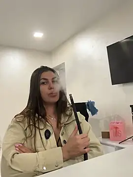 Snapshot of AngelinaMeov chatting on March 2025 04:43:02 PM AngelinaMeov online show from March 2025 04:43:02 PM