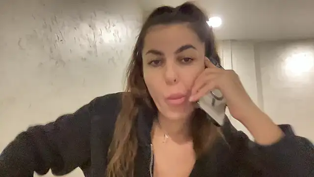 Snapshot of AngelinaMeov chatting on March 2025 05:36:01 PM AngelinaMeov online show from March 2025 05:36:01 PM