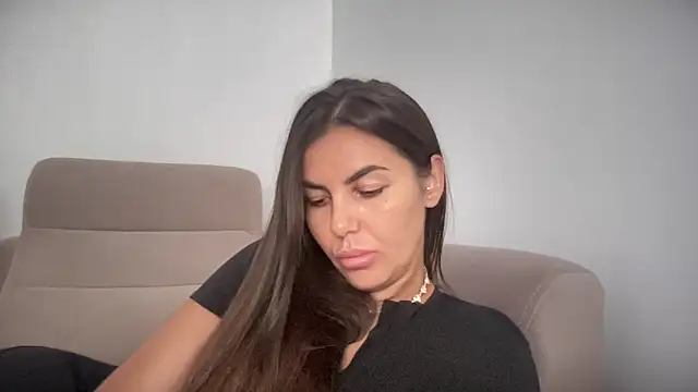 Snapshot of AngelinaMeov chatting on September 2025 10:26:01 AM AngelinaMeov online show from September 2025 10:26:01 AM