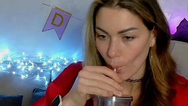 SweetDarling7 online show from December 2025 05:17:01 PM