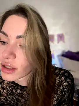 SweetDarling7 online show from December 2025 05:53:01 PM