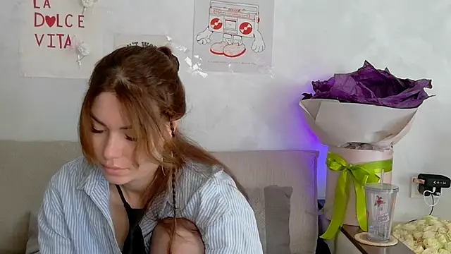 SweetDarling7 online show from April 2026 07:00:02 AM