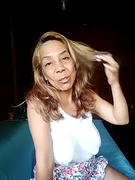Snapshot of Lady_Lolla11 chatting on April 2026 05:43:02 PM Lady Lolla11 online show from April 2026 05:43:02 PM