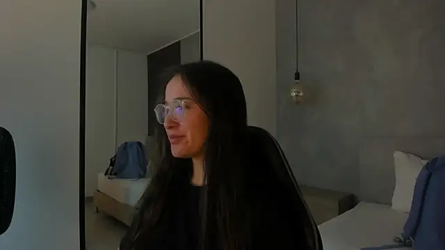 sophia martinezz  online show from February 2026 07:11:01 PM