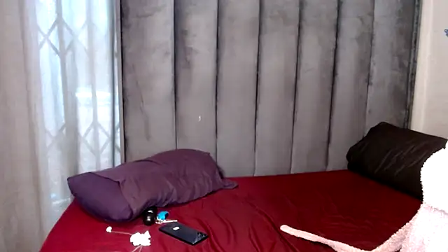 Snapshot of LustyDeziree1 chatting on November 2025 06:35:02 AM LustyDeziree1 online show from November 2025 06:35:02 AM