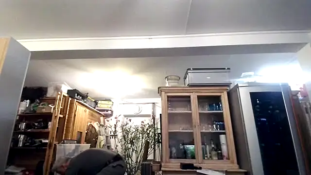 Snapshot of Berg_Boy chatting on March 2025 05:39:01 PM Berg Boy online show from March 2025 05:39:01 PM