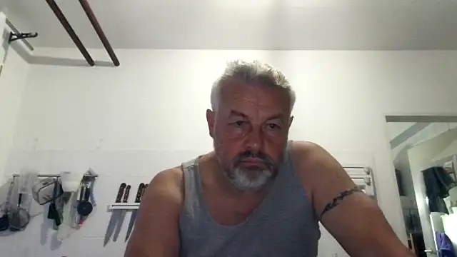 Snapshot of Berg_Boy chatting on September 2025 05:11:02 AM Berg Boy online show from September 2025 05:11:02 AM