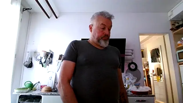 Snapshot of Berg_Boy chatting on February 2026 07:18:01 AM Berg Boy online show from February 2026 07:18:01 AM