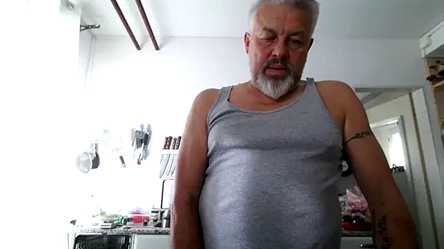 Berg Boy online show from April 2026 03:17:02 PM