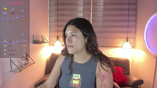 ISIS VALCHOS online show from October 2025 07:47:01 PM