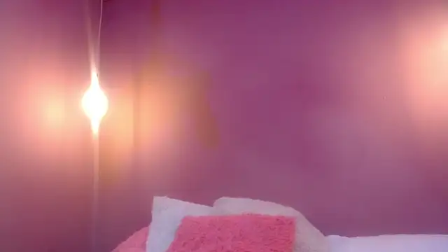 Snapshot of Rose_Fire1 chatting on March 2025 09:02:02 PM Rose Fire1 online show from March 2025 09:02:02 PM