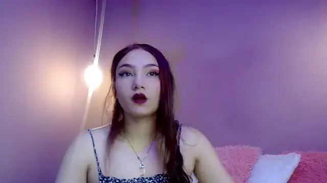 Snapshot of Rose_Fire1 chatting on March 2025 05:58:01 PM Rose Fire1 online show from March 2025 05:58:01 PM