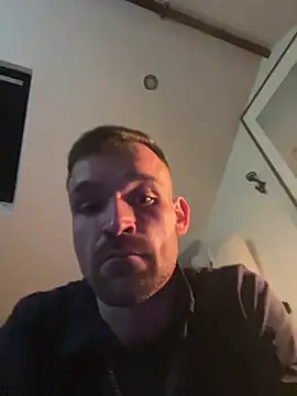 Snapshot of LKC94 chatting on March 2025 12:36:02 AM LKC94 online show from March 2025 12:36:02 AM