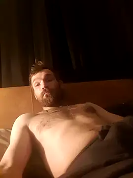 Snapshot of LKC94 chatting on October 2025 11:16:01 PM LKC94 online show from October 2025 11:16:01 PM