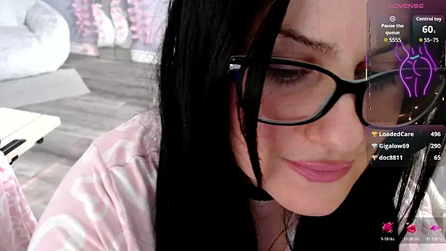 BellaStar84 online show from April 2026 05:30:01 PM