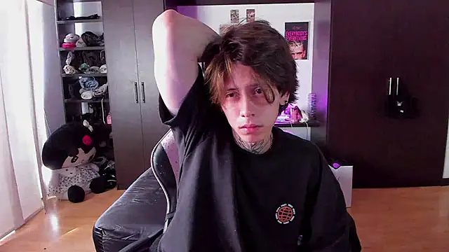 xIce Boy online show from March 2026 02:43:01 PM