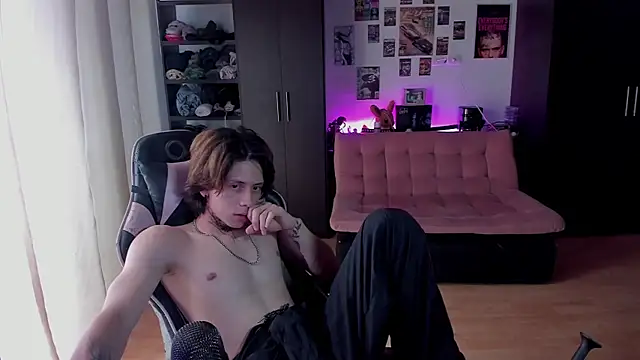 xIce Boy online show from May 2026 05:54:02 PM