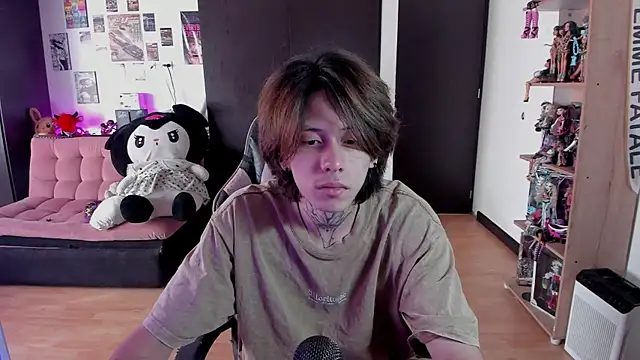 xIce Boy online show from May 2026 01:17:02 PM