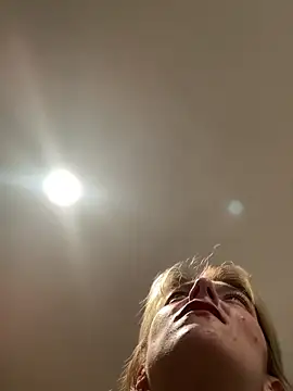 2brokegirlz online show from September 2025 10:15:01 AM