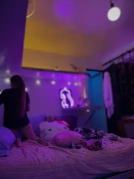 LoganPeny online show from December 2025 07:39:01 AM