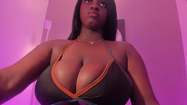 Snapshot of BetsyBennet_ chatting on March 2025 09:34:01 PM BetsyBennet online show from March 2025 09:34:01 PM