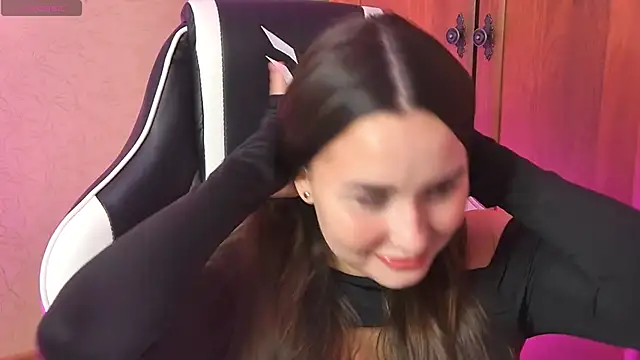 Snapshot of CherryTouss chatting on January 2026 06:59:02 AM CherryTouss online show from January 2026 06:59:02 AM