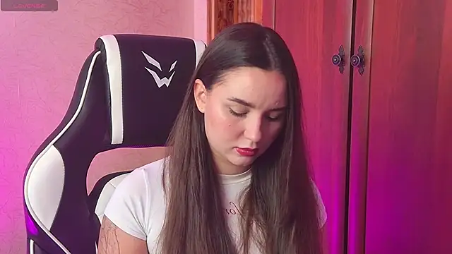 Snapshot of CherryTouss chatting on January 2026 07:34:01 AM CherryTouss online show from January 2026 07:34:01 AM