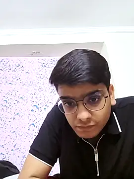 Snapshot of sutfvkii chatting on September 2025 01:12:02 PM sutfvkii online show from September 2025 01:12:02 PM