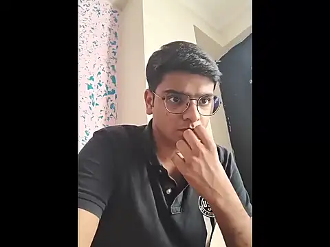 Snapshot of sutfvkii chatting on October 2025 10:11:02 AM sutfvkii online show from October 2025 10:11:02 AM