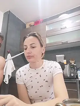 Snapshot of yourflowerpink chatting on October 2025 08:20:02 AM yourflowerpink online show from October 2025 08:20:02 AM