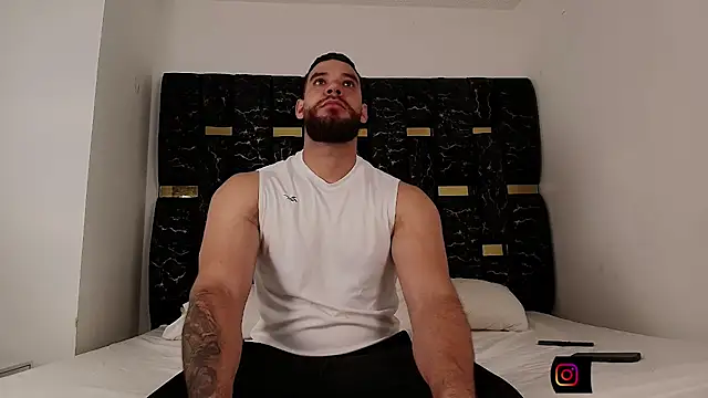 Snapshot of chris_blake__ chatting on October 2025 07:12:02 PM chris blake online show from October 2025 07:12:02 PM