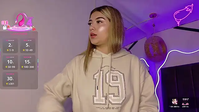 natasha  black online show from October 2025 07:34:02 PM