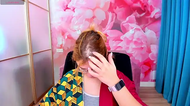 AngelinaLow online show from February 2026 06:31:02 AM