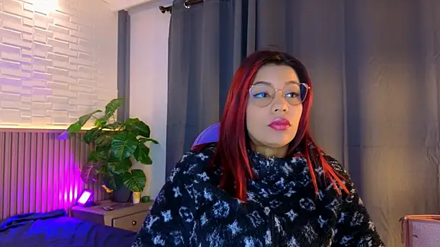 Snapshot of TiffanyWalk chatting on November 2025 11:09:02 AM TiffanyWalk online show from November 2025 11:09:02 AM