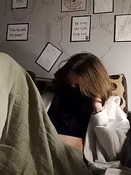 felimelii online show from March 2025 11:25:01 PM