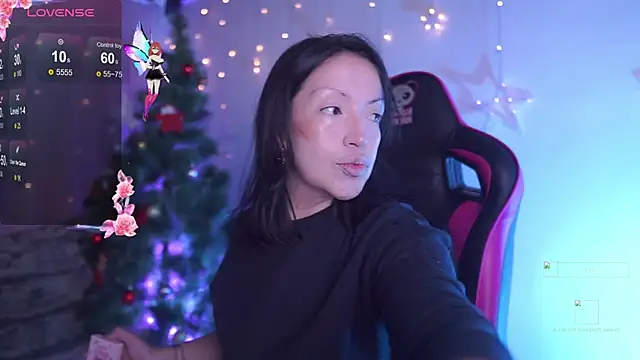 Madison Mayer online show from November 2025 01:03:01 PM