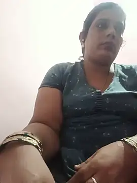 kissmetha online show from July 2026 08:35:02 PM