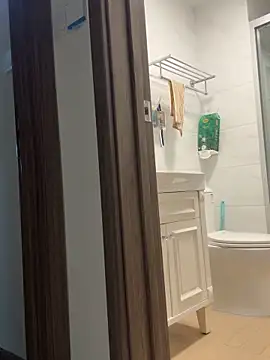 Snapshot of aa520uv chatting on September 2025 05:03:01 PM aa520uv online show from September 2025 05:03:01 PM