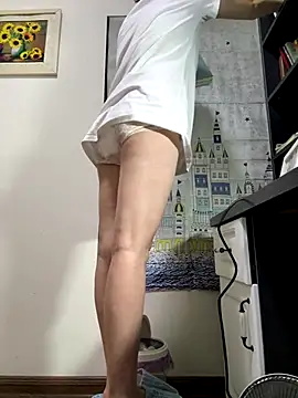 Snapshot of aa520uv chatting on November 2025 04:18:02 PM aa520uv online show from November 2025 04:18:02 PM