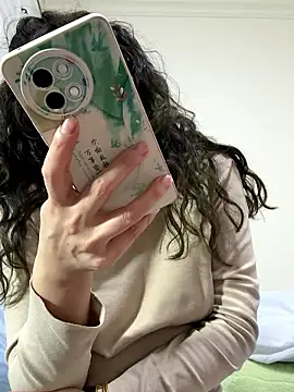 Snapshot of aa520uv chatting on January 2026 03:17:01 PM aa520uv online show from January 2026 03:17:01 PM