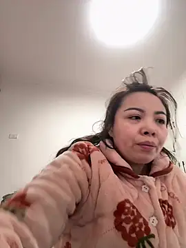 Snapshot of aa520uv chatting on February 2026 03:10:01 AM aa520uv online show from February 2026 03:10:01 AM