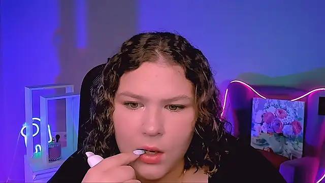 FlorenceAnderson online show from September 2025 09:08:02 AM