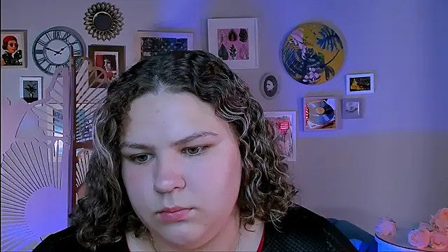 FlorenceAnderson online show from September 2025 08:59:02 AM