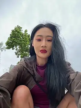 Snapshot of linger-23 chatting on October 2025 06:02:02 AM linger-23 online show from October 2025 06:02:02 AM