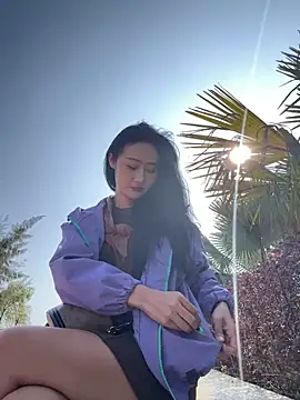 linger-23 online show from December 2025 06:11:01 AM