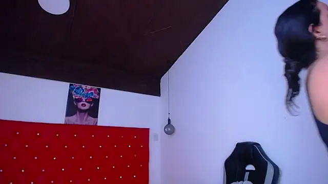 kriss sweetboobs10 online show from May 2026 12:46:01 PM