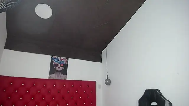 kriss sweetboobs10 online show from May 2026 12:56:01 PM