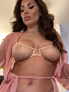 CelineReys online show from October 2025 05:32:01 PM